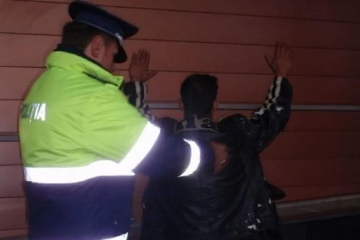 Șapte percheziții domiciliare efectuate marți de polițiști și jandarmi