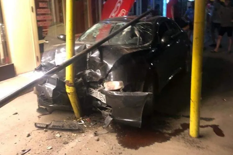 Accident grav într-o stație de autobuz din Brăila