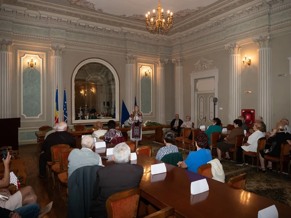 Persoanele vârstnice sărbătorite de primărie ce ziua lor