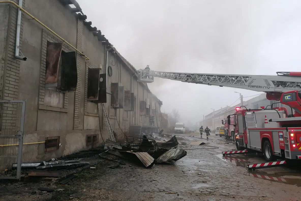 Incendiu la un depozit de semințe din Brăila
