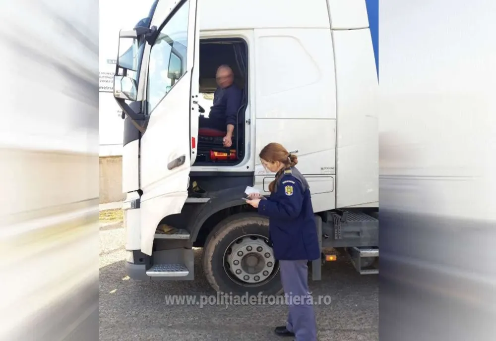 Depistat la volanul unui ansamblu de vehicule format din cap tractor și semiremorcă, deși nu avea acest drept