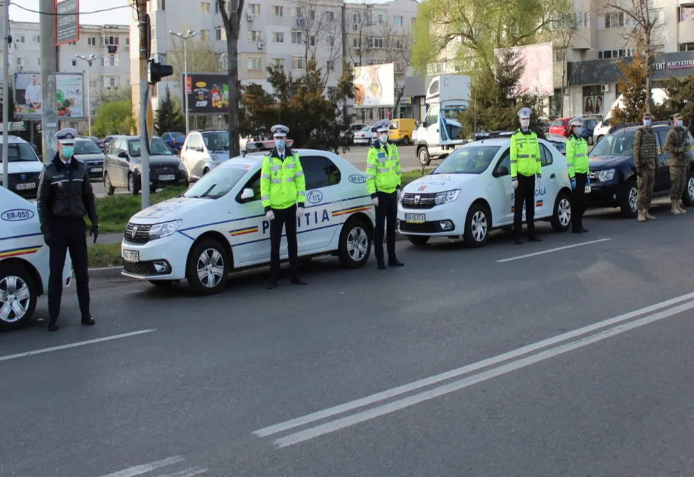 Imnul naţional, la difuzoarele autospecialelor polițiștilor brăileni