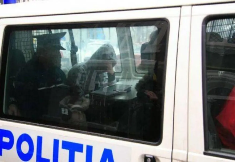 Traficant de droguri de mare risc depistat de polițiști și încarcerat