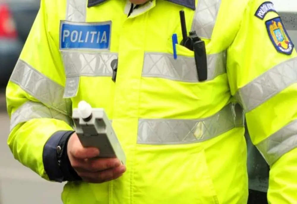 Șofer cu permisul suspendat depistat de polițiști cu o îmbibație alcoolică de 1,40 mg/l alcool pur în aerul expirat