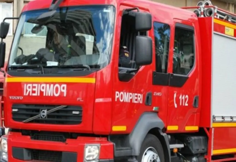 Nepoata a dat foc apartamentului bunicii