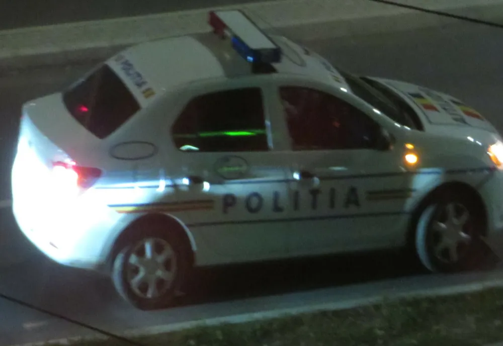 Băut și fără permis depistat la volan la ora 3 noaptea