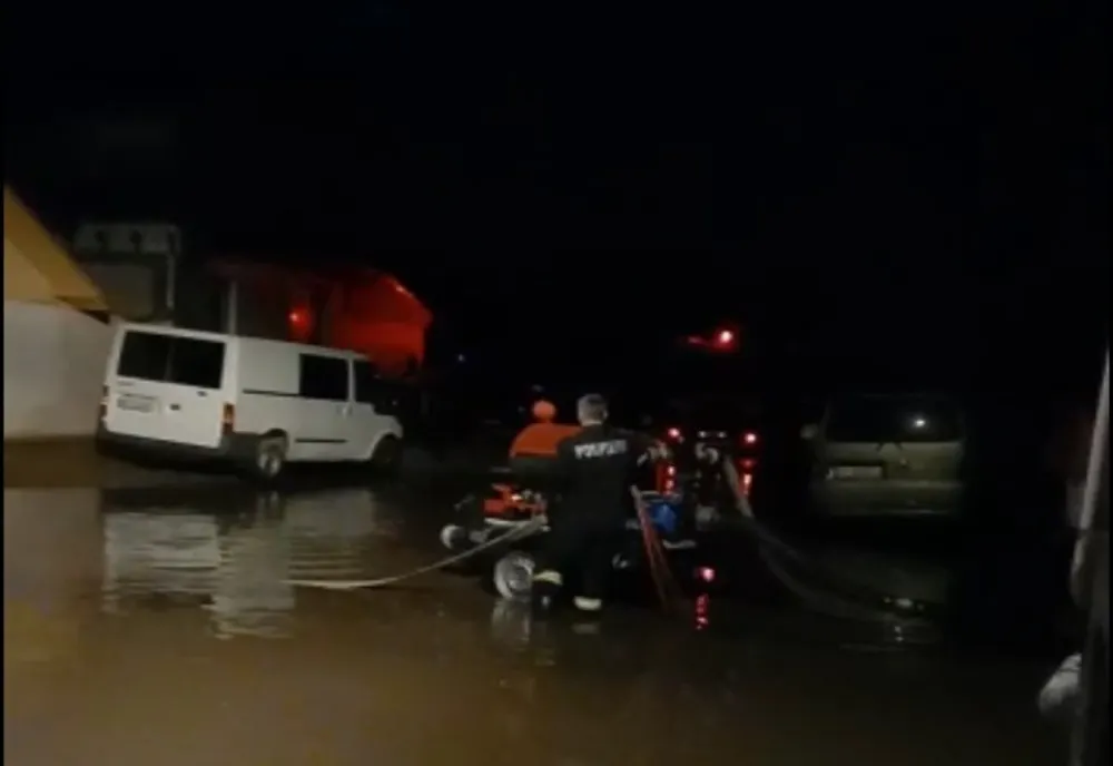 Video: Curți inundate în municipiul Brăila