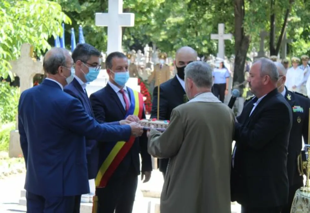 Foto+Video: Ziua Eroilor la Brăila
