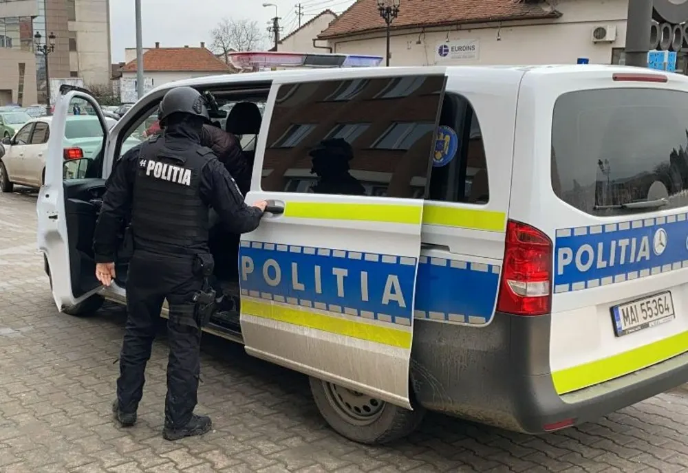 Percheziții domiciliare pe raza localității Berteștii de Jos