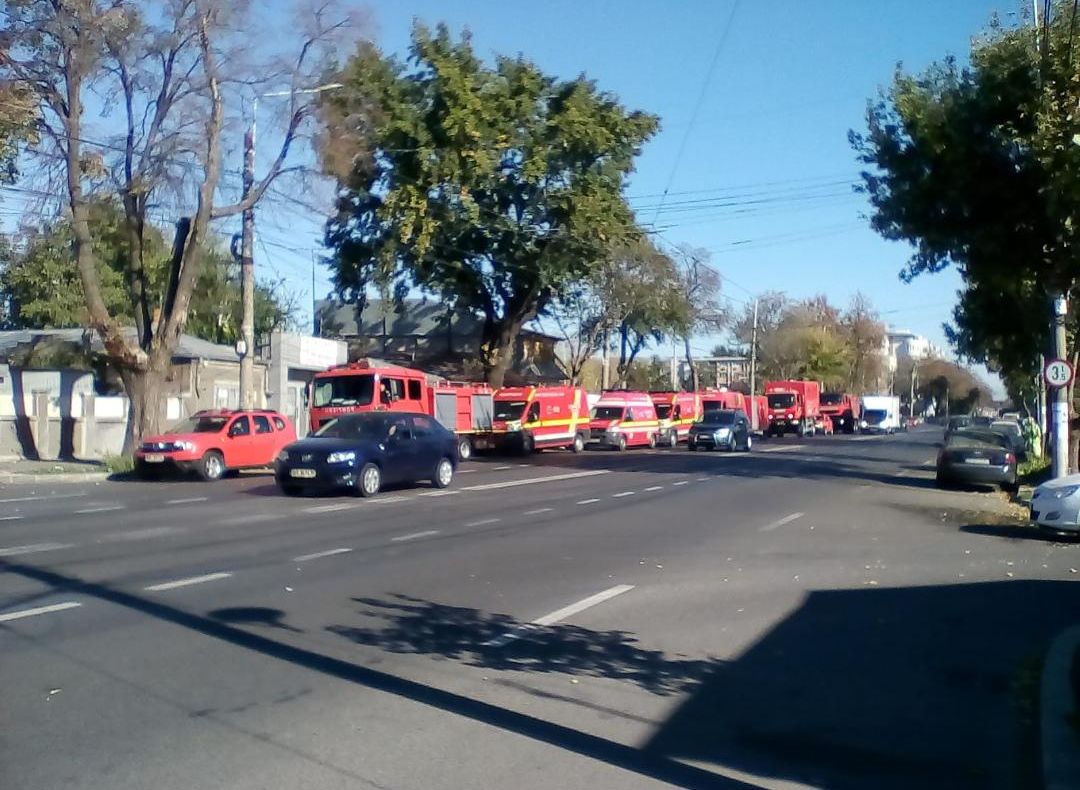 85 de pompieri de la ISU Dunărea Brăila au plecat spre București la exercițiul „SEISM 2018”