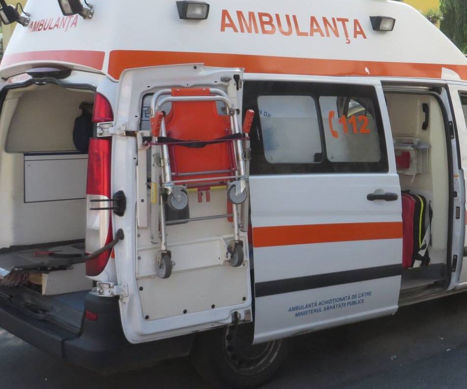 Accident cu trei victime la intrare în localitatea Muchea