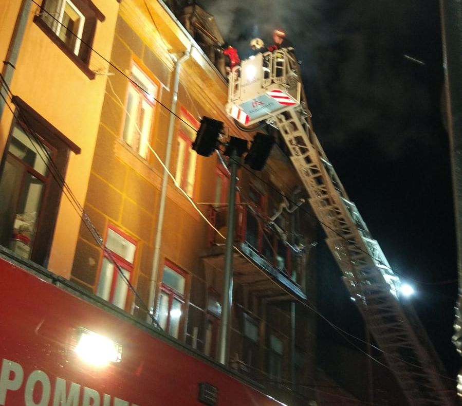 Bilanțul incendiului de ieri de la imobilul SUPAFCL de pe strada Roșie