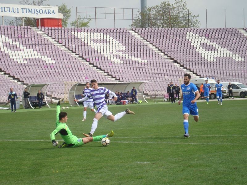 Dacia Unirea Brăila n-a contat practic în prima repriză a meciului cu ASU Politehnica Timișoara