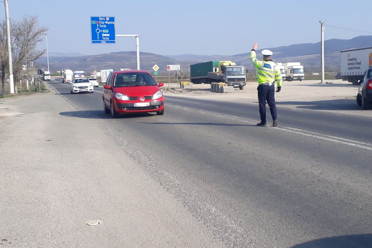 Cinci persoane reținute în urma perchezițiilor de ieri dimineață