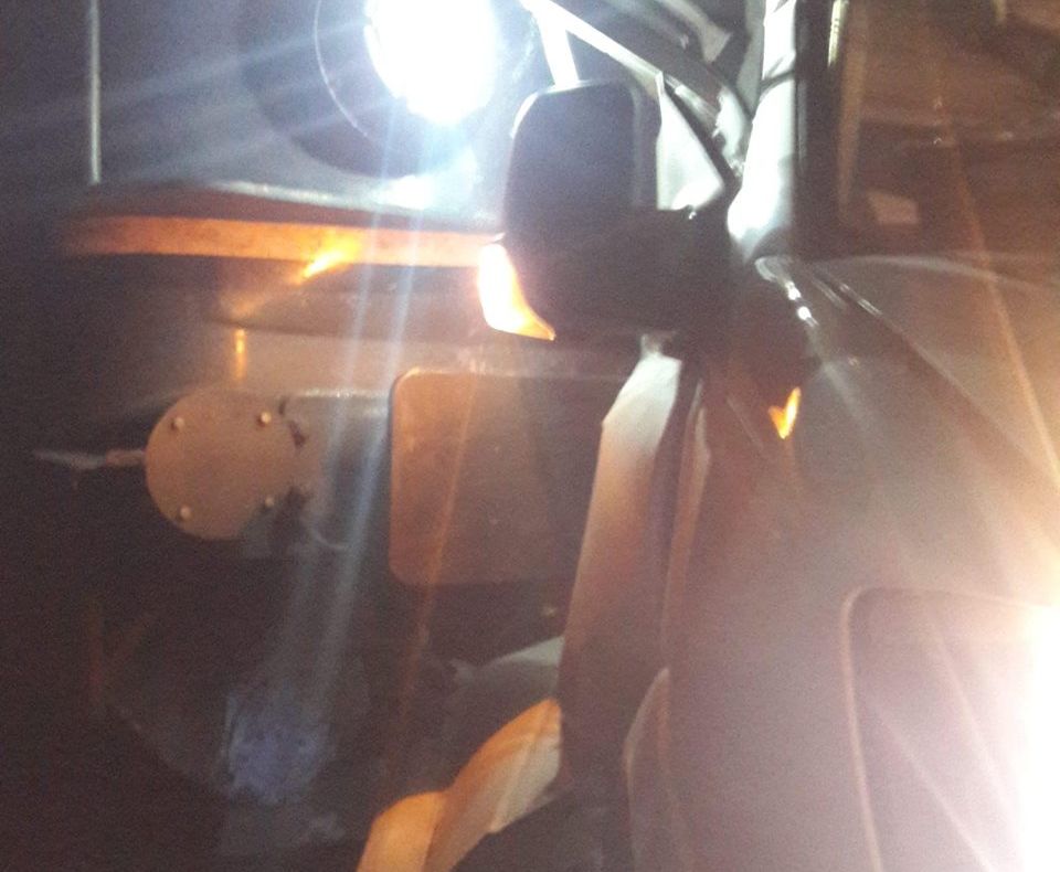 Trei morți și 13 răniți în urma unui accident în care un microbuz care venea spre Brăila a fost lovit de tren