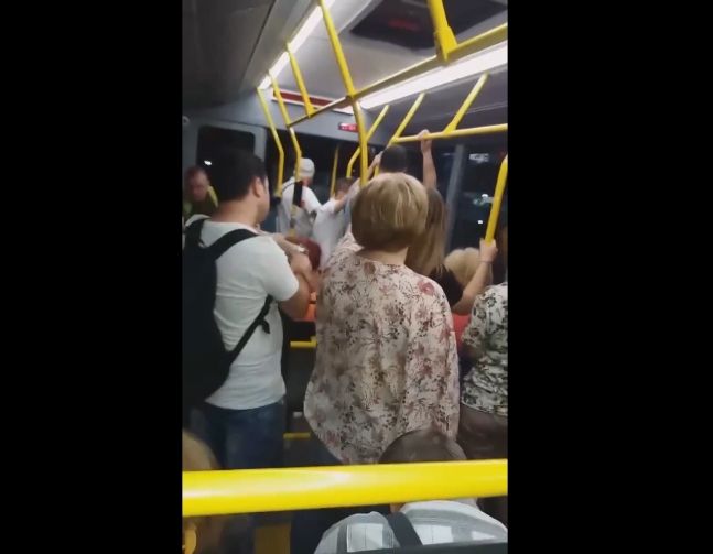 Dragomir: ”Oamenii au dreptate! Trebuia pornit aerul condiționat, pentru că, și la 8 seara, este cald!”