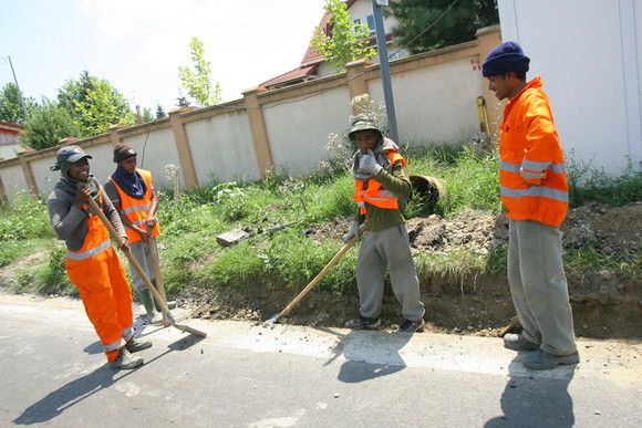 Muncitori din Sri Lanka, pe șantierele din Brăila! Primarul se plânge că în ciuda salariilor mari din construcții nu se găsesc muncitori!