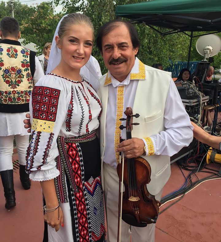 O altă brăileancă va intra miercuri seara în concurs la Festivalul ”Cântecul de Dragoste de-a lungul Dunării”