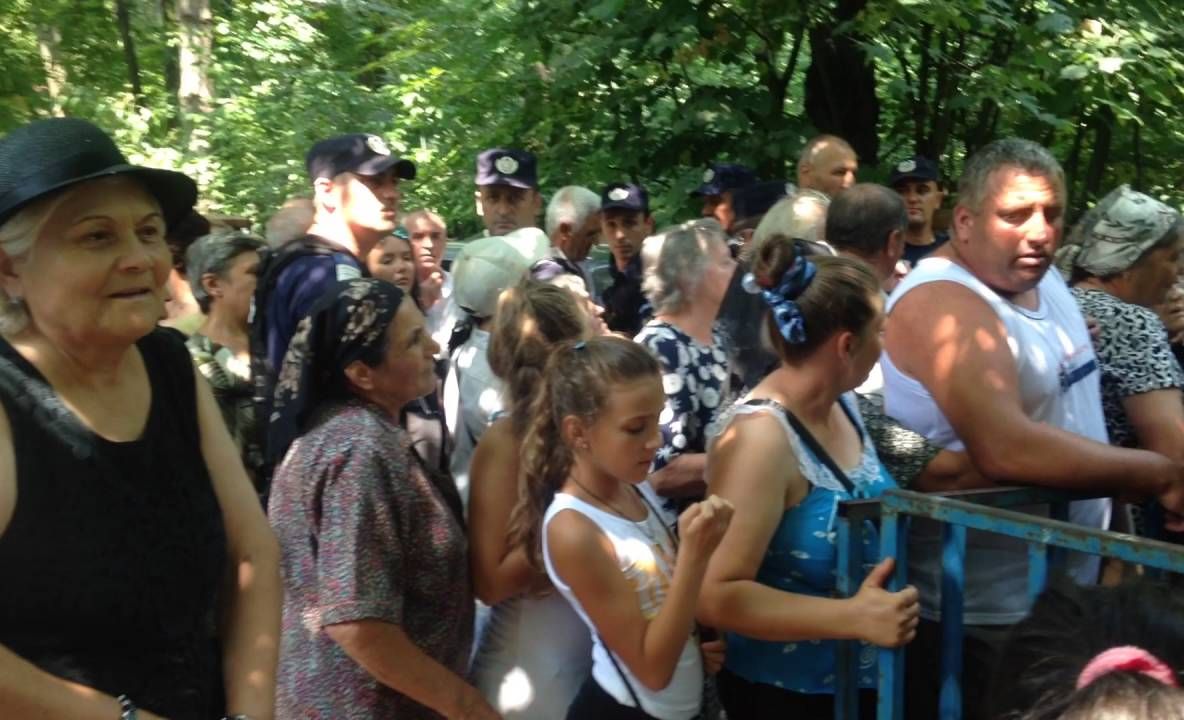 Astăzi au loc manifestări religioase prilejuite de hramul Mănăstirii “Sf. Pantelimon” din staţiunea Lacu Sărat