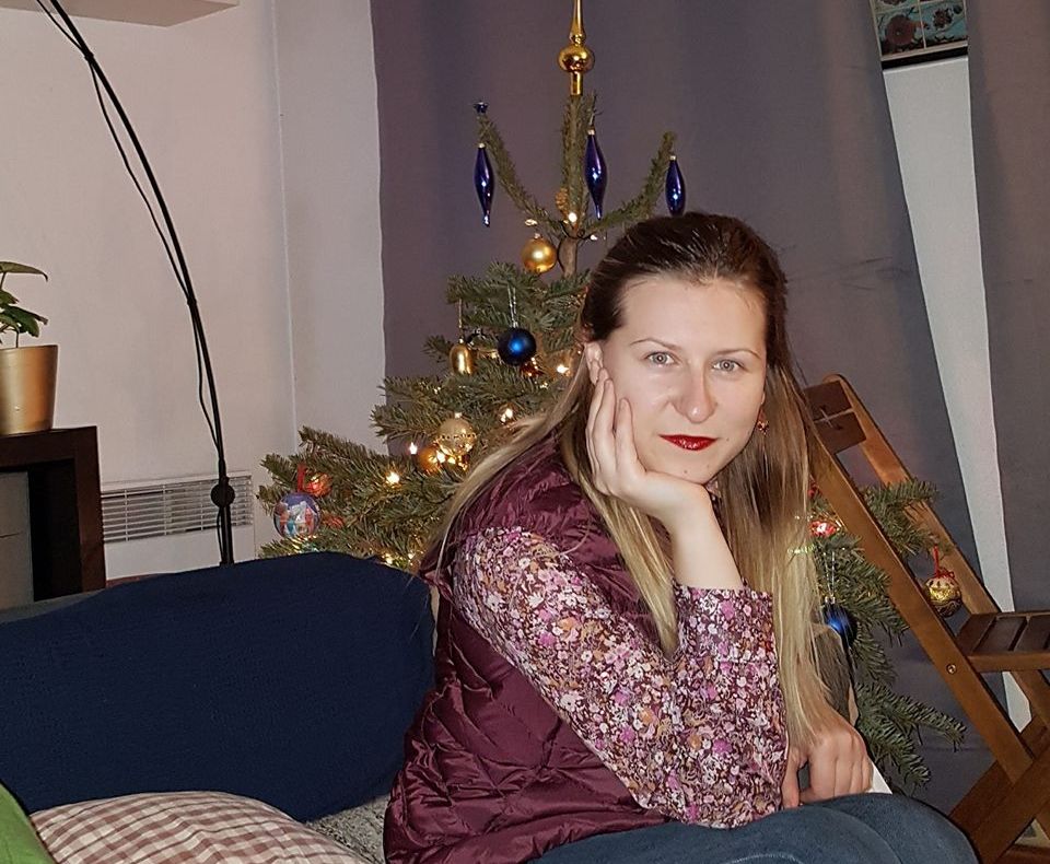 O tânără din localitatea brăileană Făurei sat ucisă, în Franța, de fostul iubit