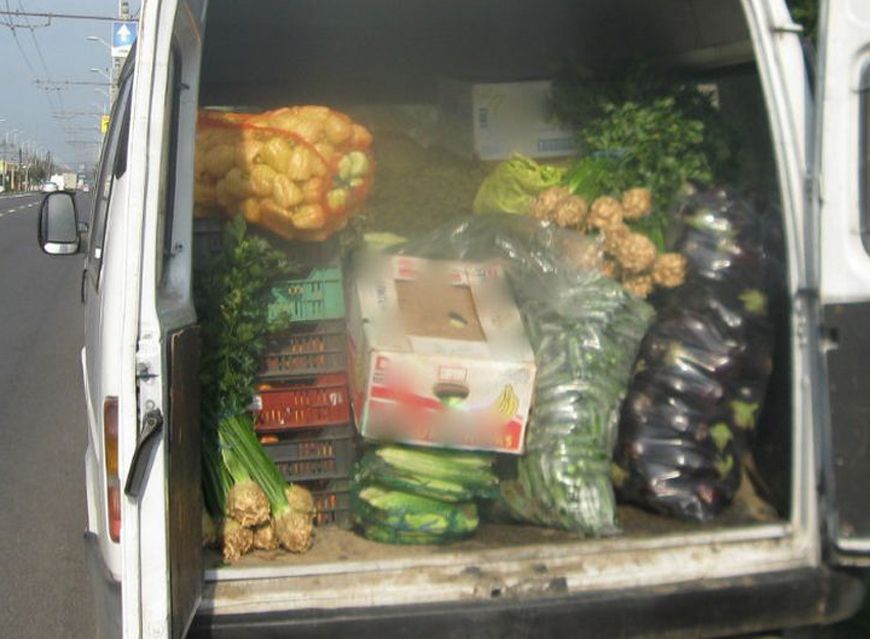 Peste 900 de kilograme de fructe și legume, confiscate!