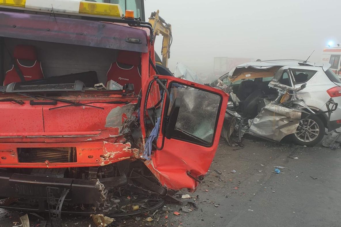 Video: Accident cu șase victime pe DN 2B