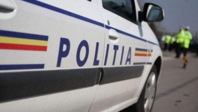 Cu plăcuțele de înmatriculare ridicate de polițiști circula cu numere scrise pe hârtie