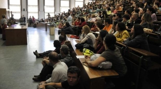 Polițiștii de la imigrări, de vorbă cu studenții! Campanie de informare a străinilor care au optat pentru studii în România!