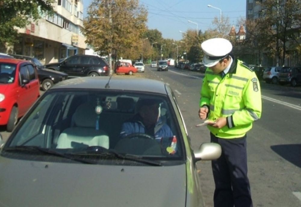 O altercație în trafic i-a adus unui șofer dosar penal și o amendă de 1500 de lei!