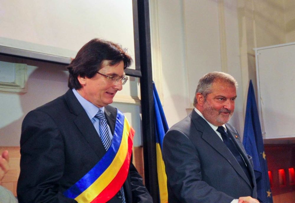 Fostul și actualul primar al Timișoarei, trimiși în judecată de DNA