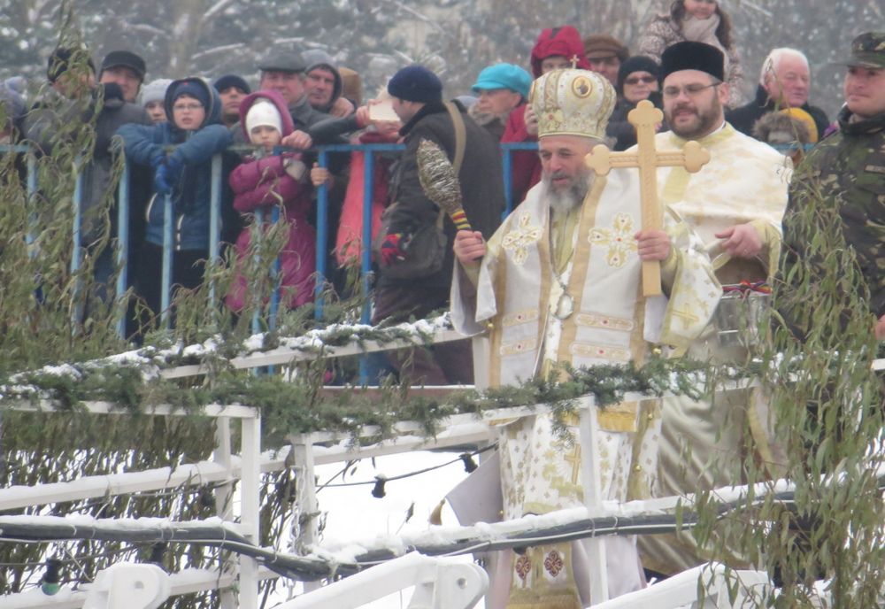 Luni, 6 ianuarie, brăilenii sunt așteptați la Slujba de Bobotează