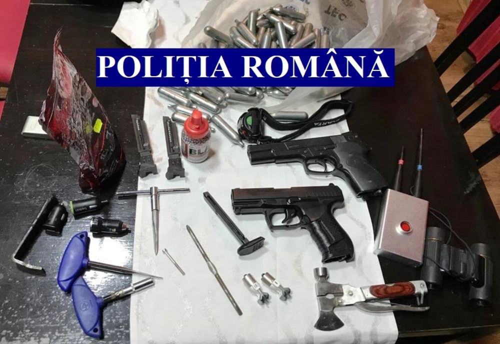 Percheziții la Brăila la suspecți de furt de autoturisme