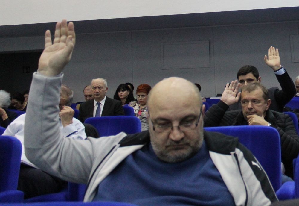 Consilier județean declarat în stare de incompatibilitate