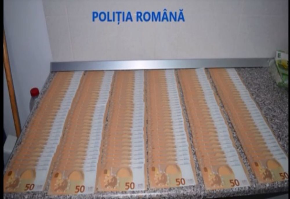 Aproape 90.000 de euro contrafăcuți urmau să fie introduși pe piață