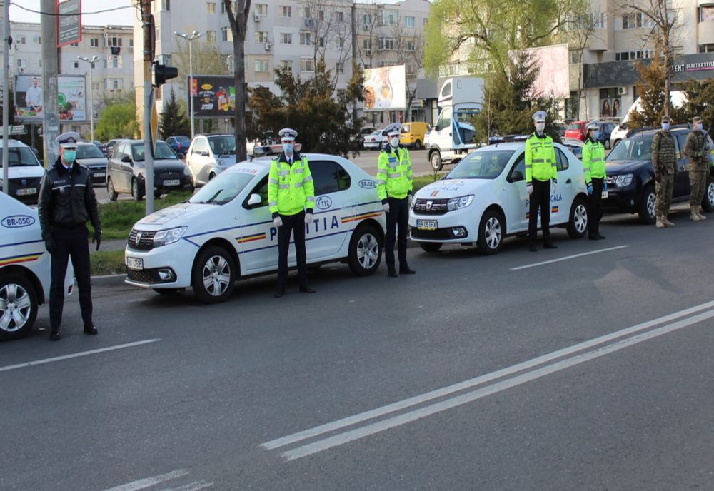 Imnul naţional, la difuzoarele autospecialelor polițiștilor brăileni