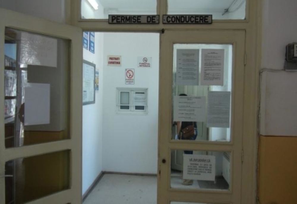 În perioada 11-31.03.2020 activitățile specifice de înmatriculare și preschimbare a permiselor de conducere se soluționează exclusiv în baza unei programări online