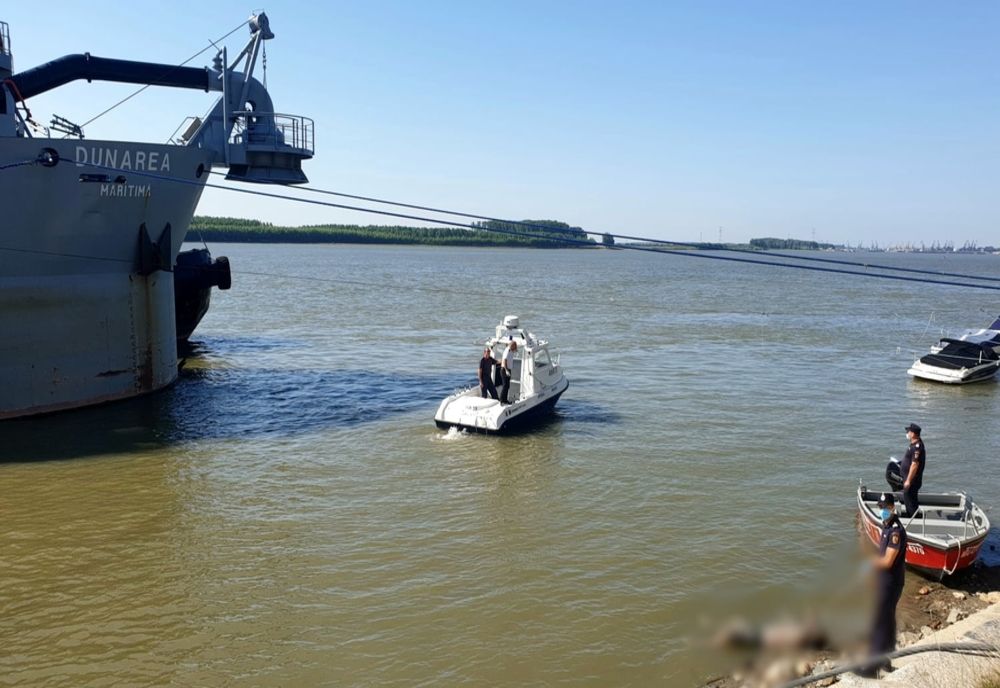 VIDEO. Trupul unui copil a fost recuperat din Dunăre