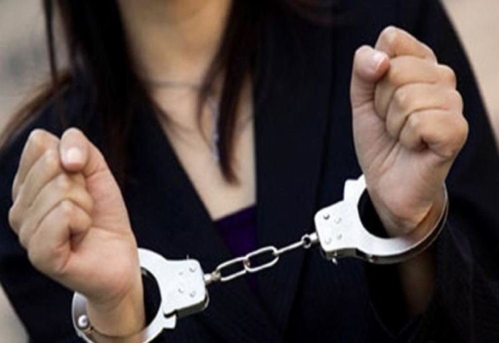 IPJ Brăila - Patru persoane acuzate de proxenetism luate în custodia poliției