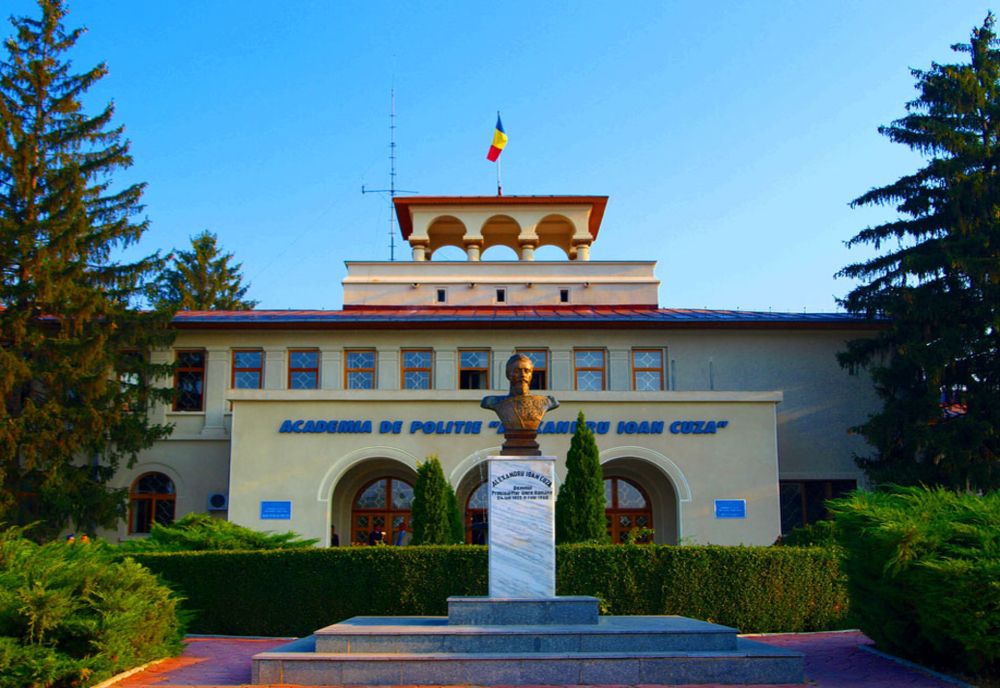 Ministerul Educaţiei retrage acreditarea Şcolii doctorale de la Academia de Poliţie ''Alexandru Ioan Cuza''