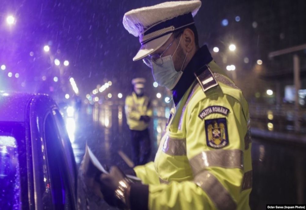 Polițiștii au amendat 26 de brăileni care nu au respectat interdicțiile privind circulația persoanelor în afara locuinței