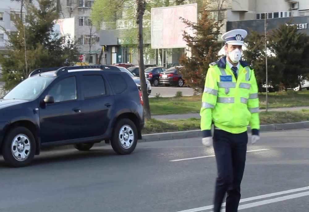 În cursul zilei de ieri, polițiștii brăileni  au fost aplicate 77 de sancţiuni contravenţionale la Legea 55/2020 