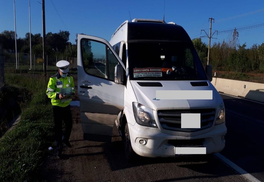 Polițiștii  au controlat  347 de vehicule, 119 dintre acestea fiind mijloace de transport în comun