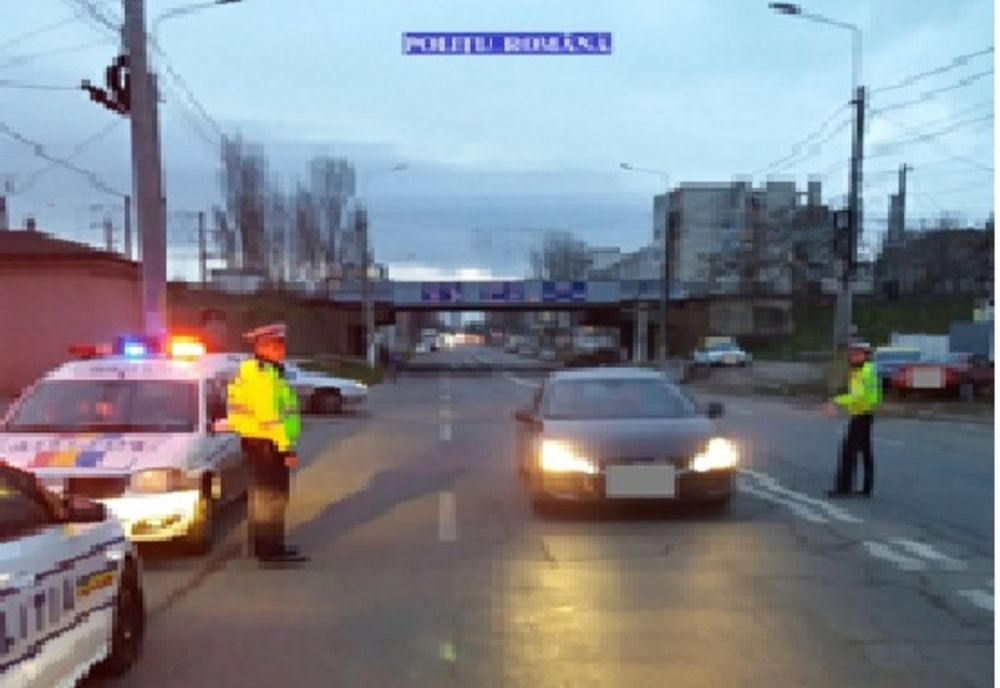 Polițiștii brăileni au controlat 138 de vehicule, 51 dintre acestea fiind mijloace de transport în comun