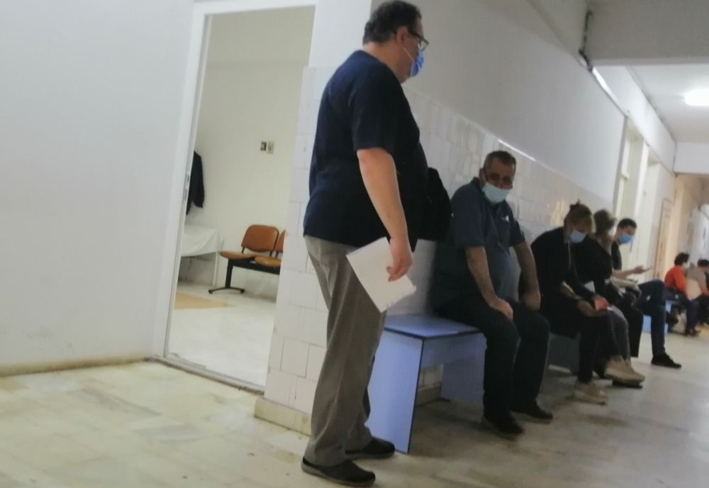 Vaccinări la 12 cabinete ale medicilor de familie