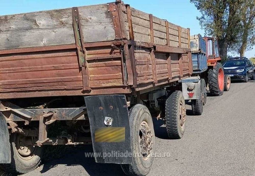 Depistatți de polițiștii de frontieră conducând un vehicul fără permis corespunzător