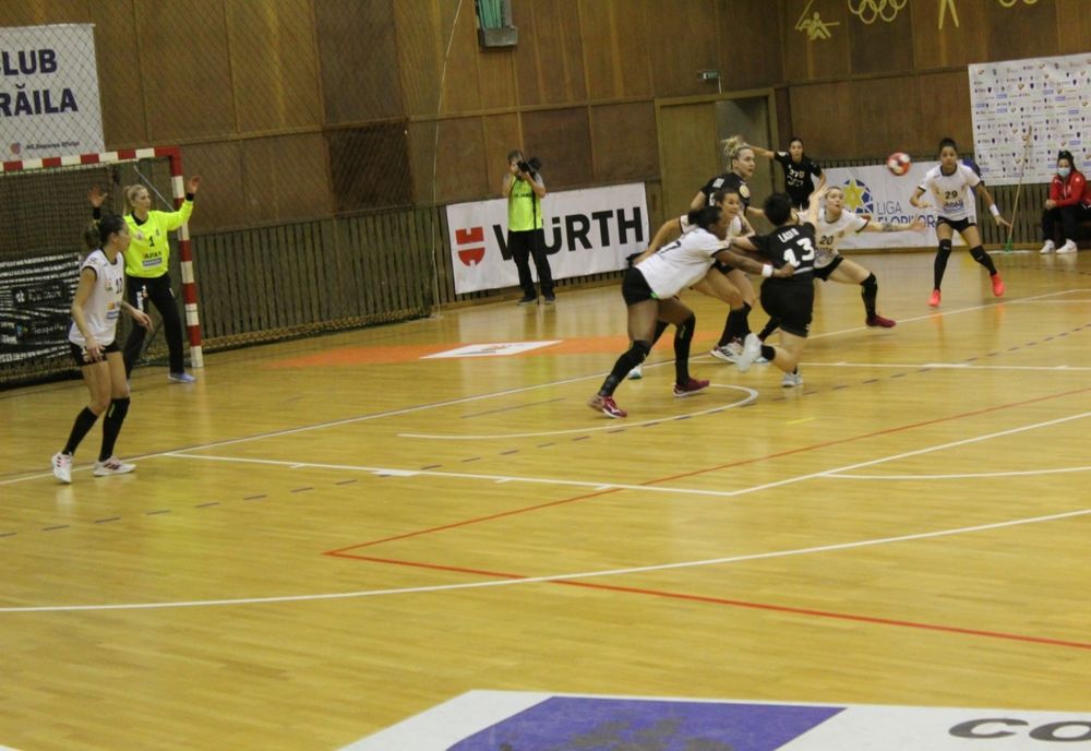 Dunărea Brăila s-a înclinat din nou în fața Minaurului din Baia Mare