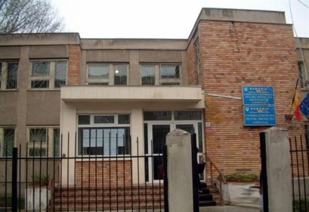 DGASPC Brăila se implică în sprijinirea cuplurilor mamă-copil refugiați din Ucraina