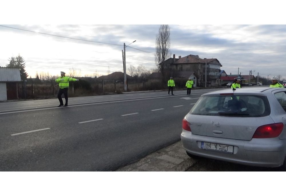 Un brăilean surprins cărând cu autoutilitara 124 bare de fier sustrase din incinta unei grădinițe