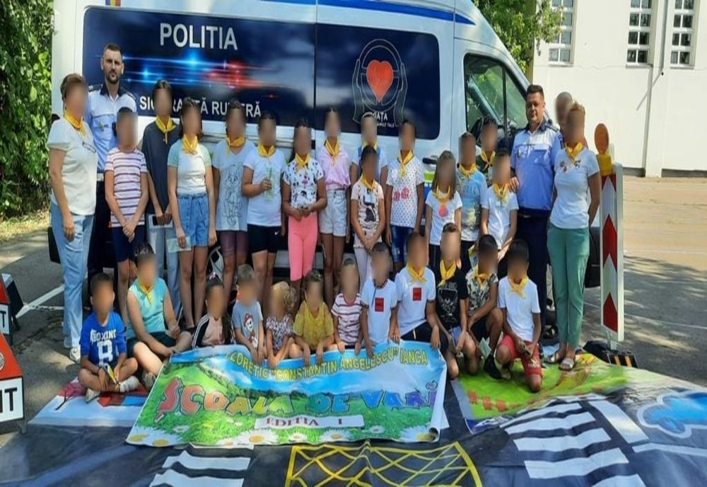 Activitate de educație rutieră destinată copiilor din clasele a III-a și a IV-a din cadrul Liceului Teoretic ”Constantin Angelescu” din orașul Ianca