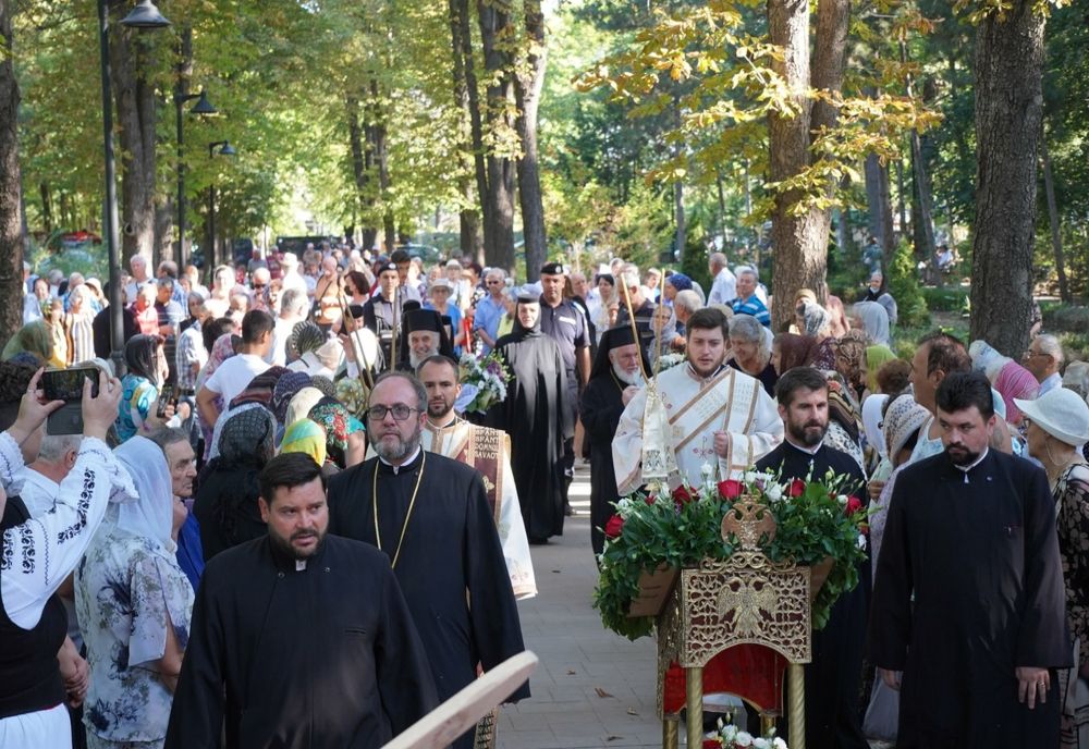 Zi de hram la Mănăstirea Lacu Sărat din Brăila